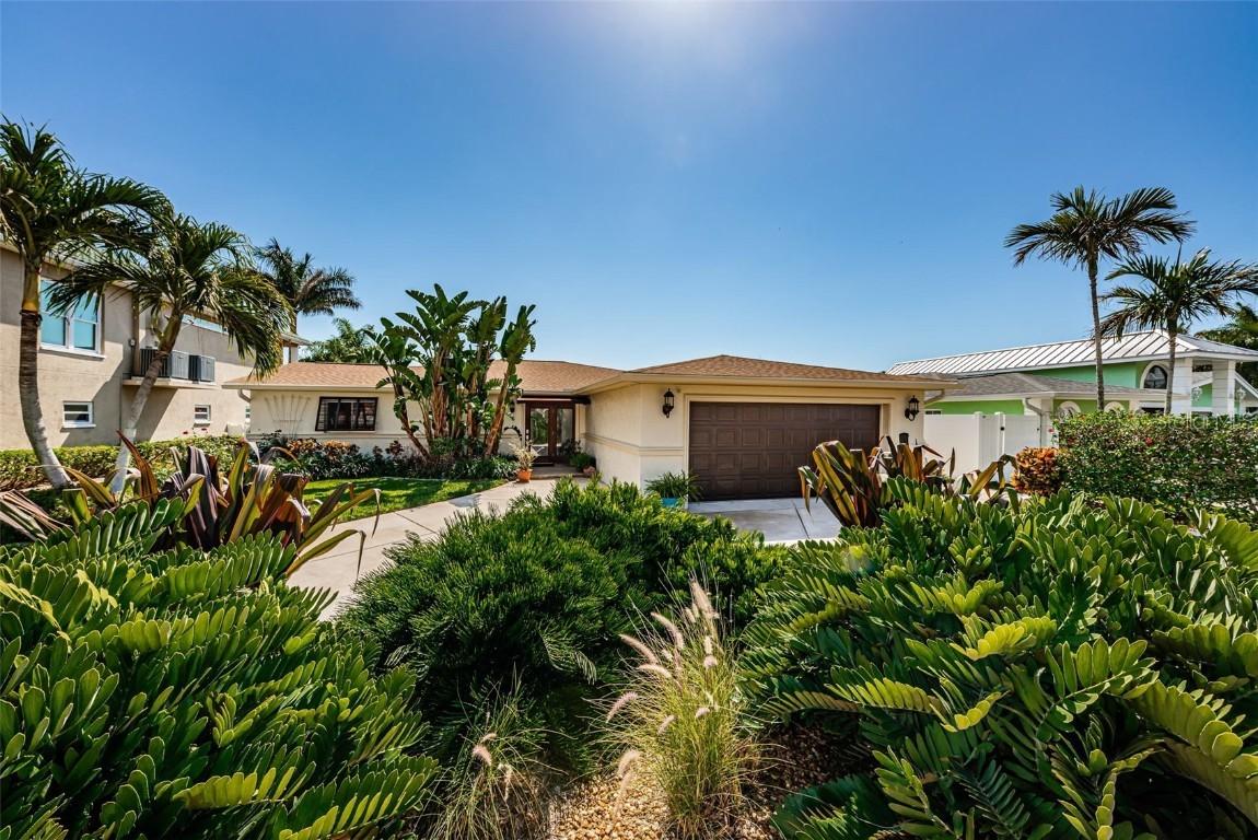 805 123rd Ave., Treasure Island, FL 33706