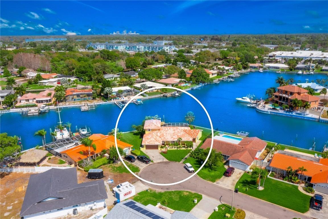 4360 38th Way, St Petersburg, FL 33711