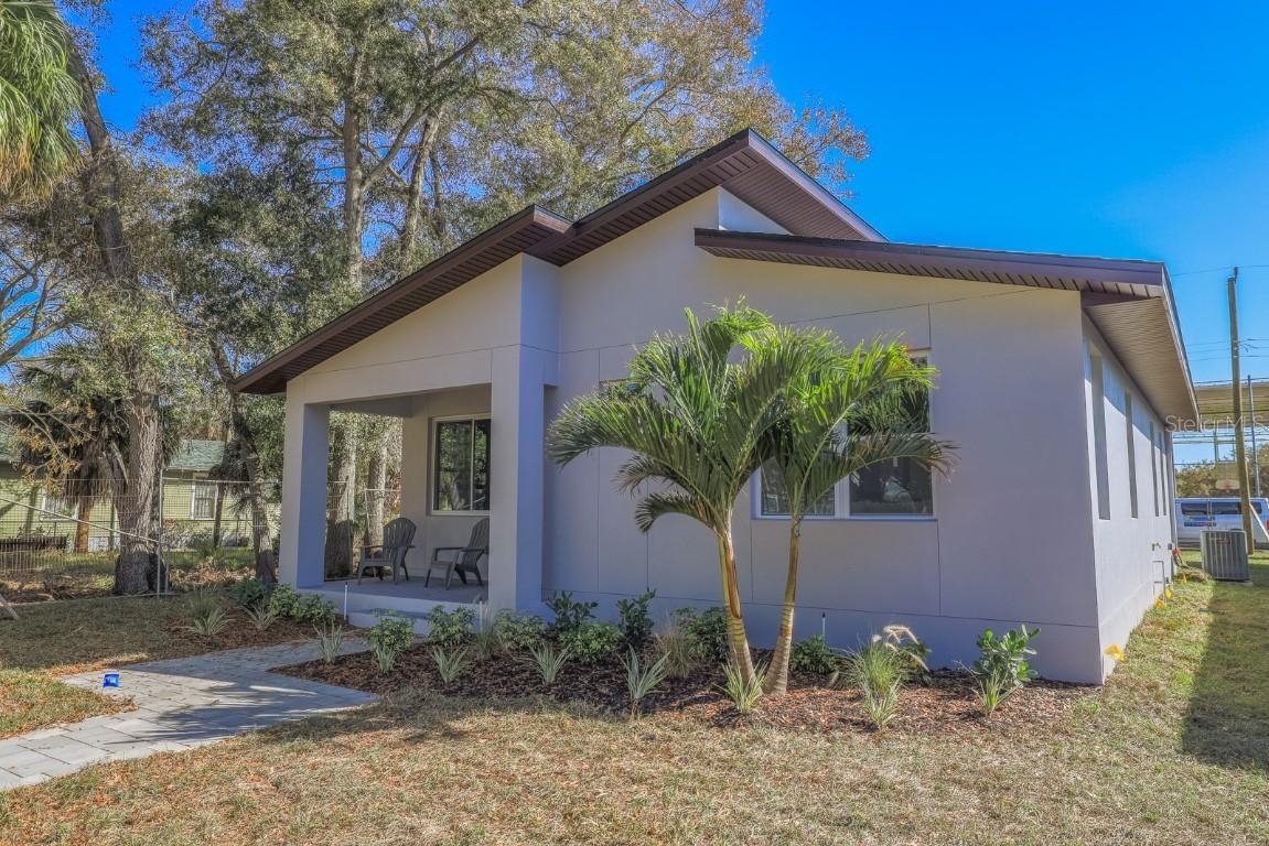 1058 16th Ave., St Petersburg, FL 33705