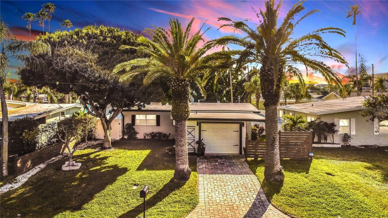 16208 2nd St., Redington Beach, FL 33708