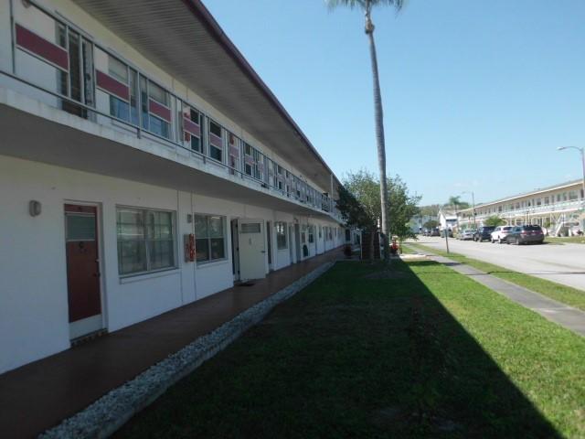 1950 58th Ave. #17, St Petersburg, FL 33714