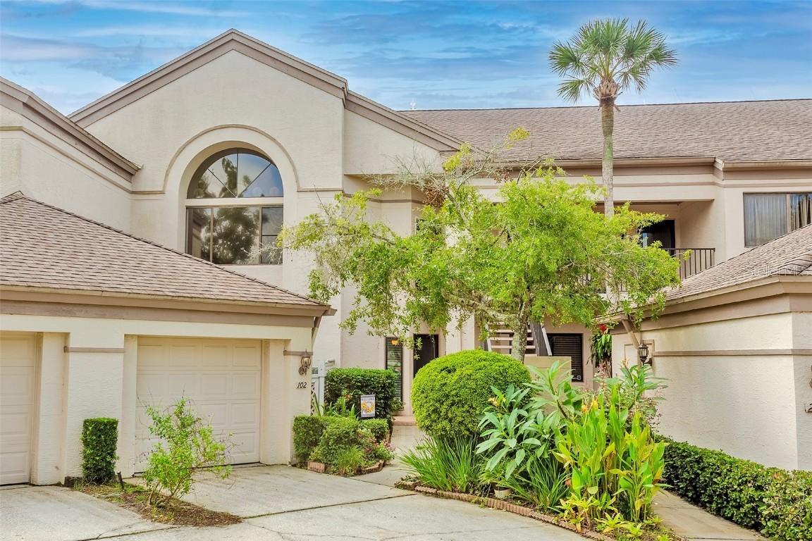 3044 Red Oak Ct. #102, Palm Harbor, FL 34684