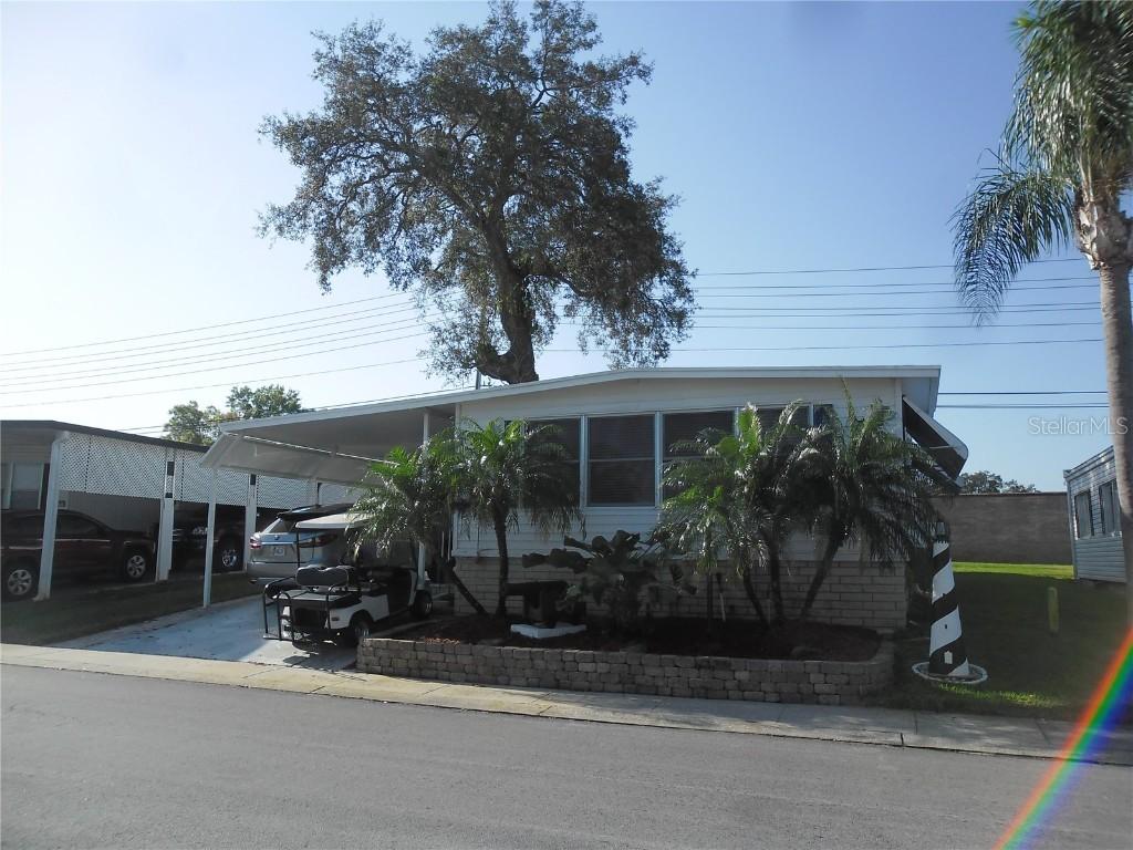 89 Red Oak Dr., Palm Harbor, FL 34684