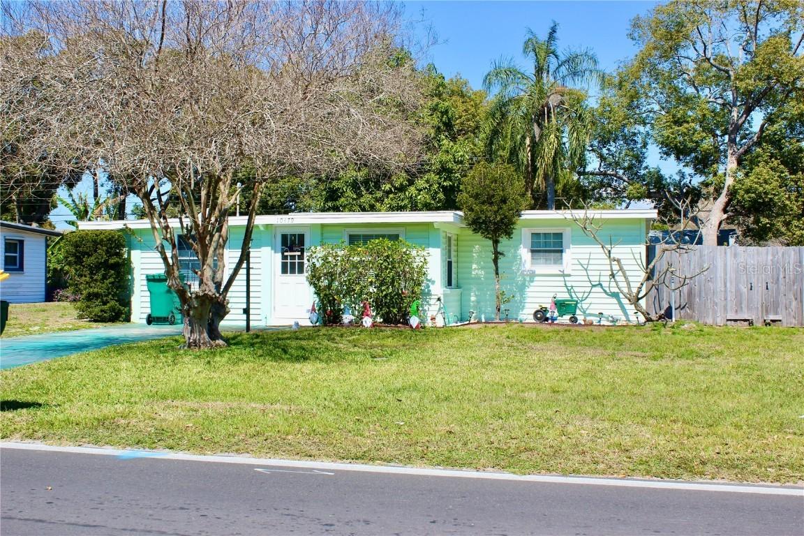 10479 110th Ave., Largo, FL 33773