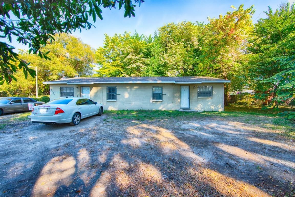 4011 N 38th St., Tampa, FL 33610
