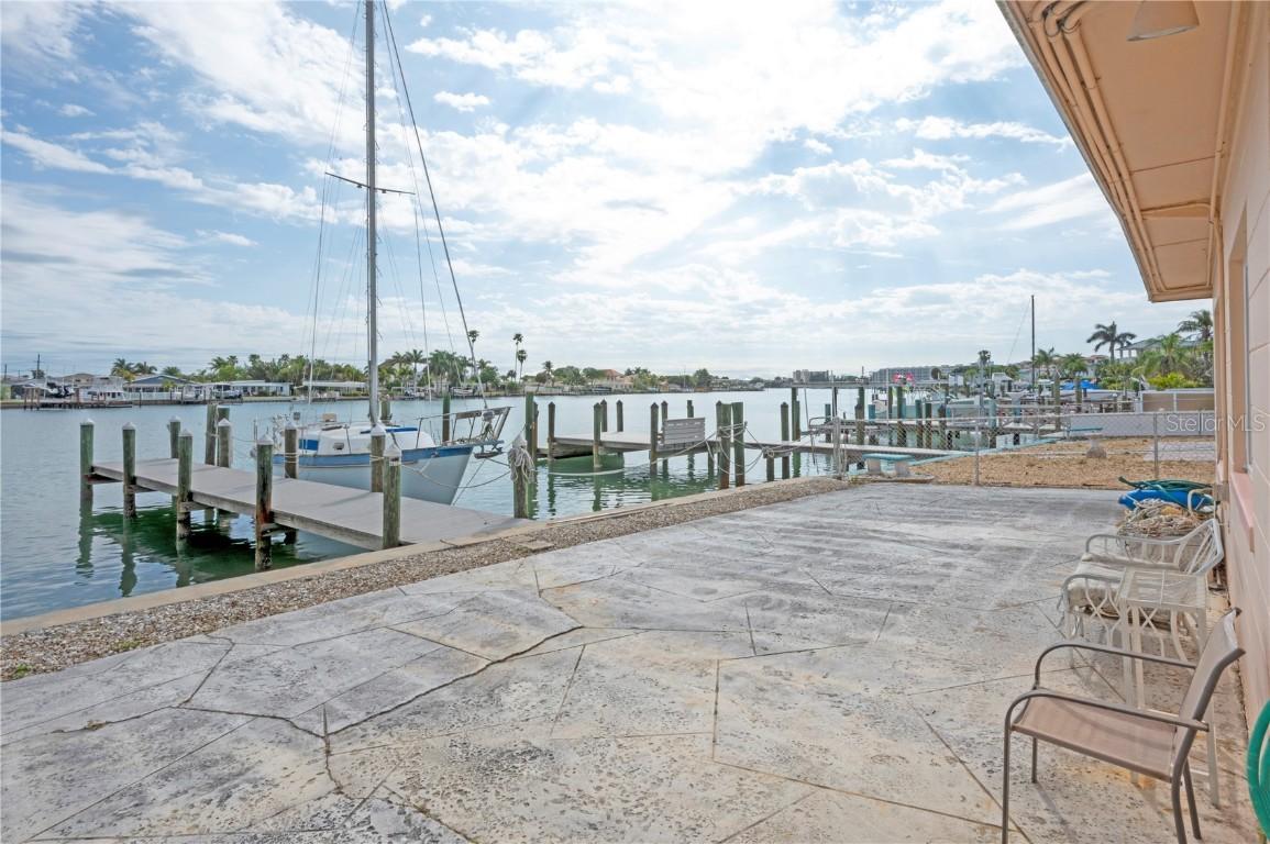 11295 3rd St., Treasure Island, FL 33706