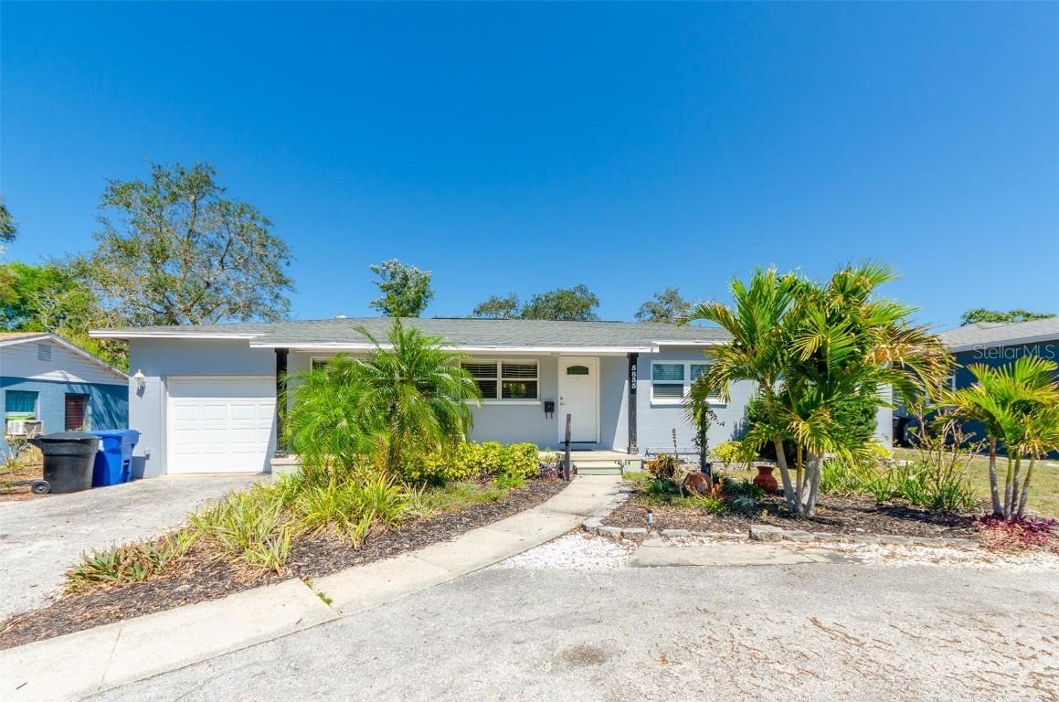 5833 5th Ave., St Petersburg, FL 33707