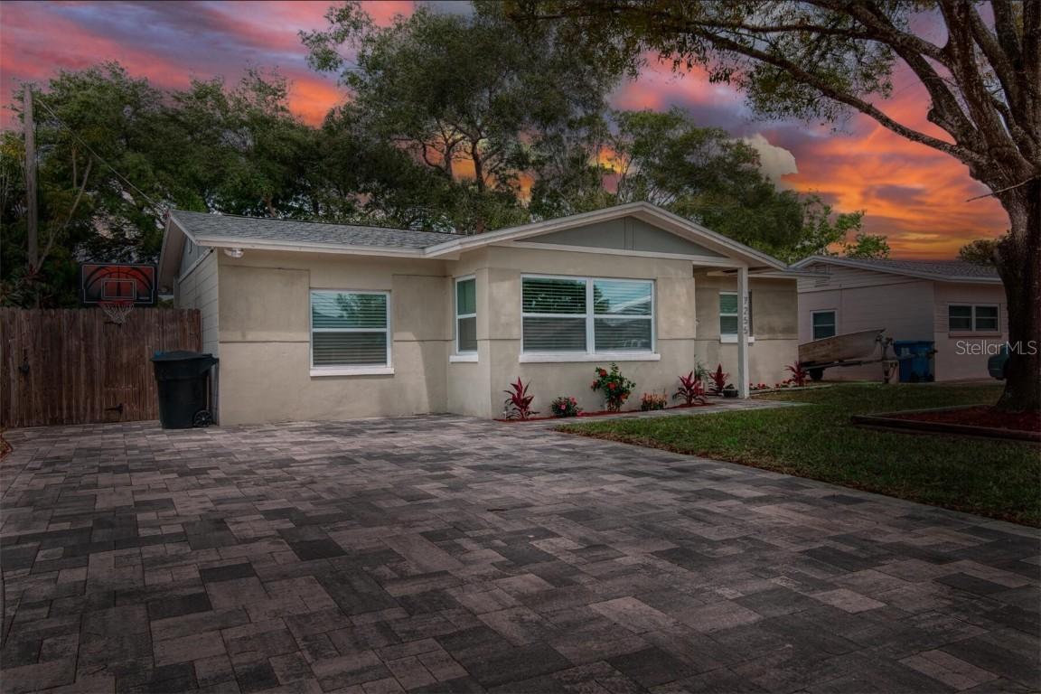 7255 37th Ave., St Petersburg, FL 33710