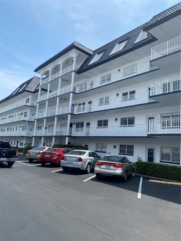 5960 30th Ave. #407, Gulfport, FL 33707