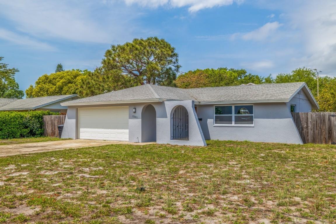 2201 66th Ave., St Petersburg, FL 33712