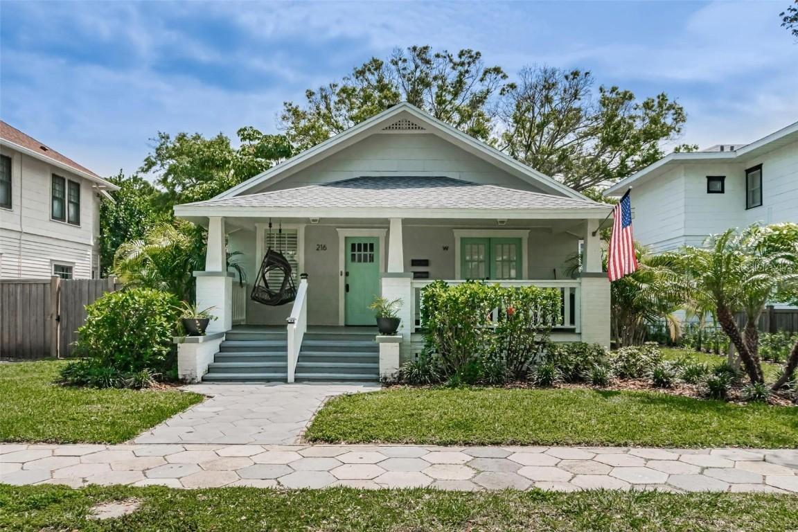 216 10th Ave., St Petersburg, FL 33701
