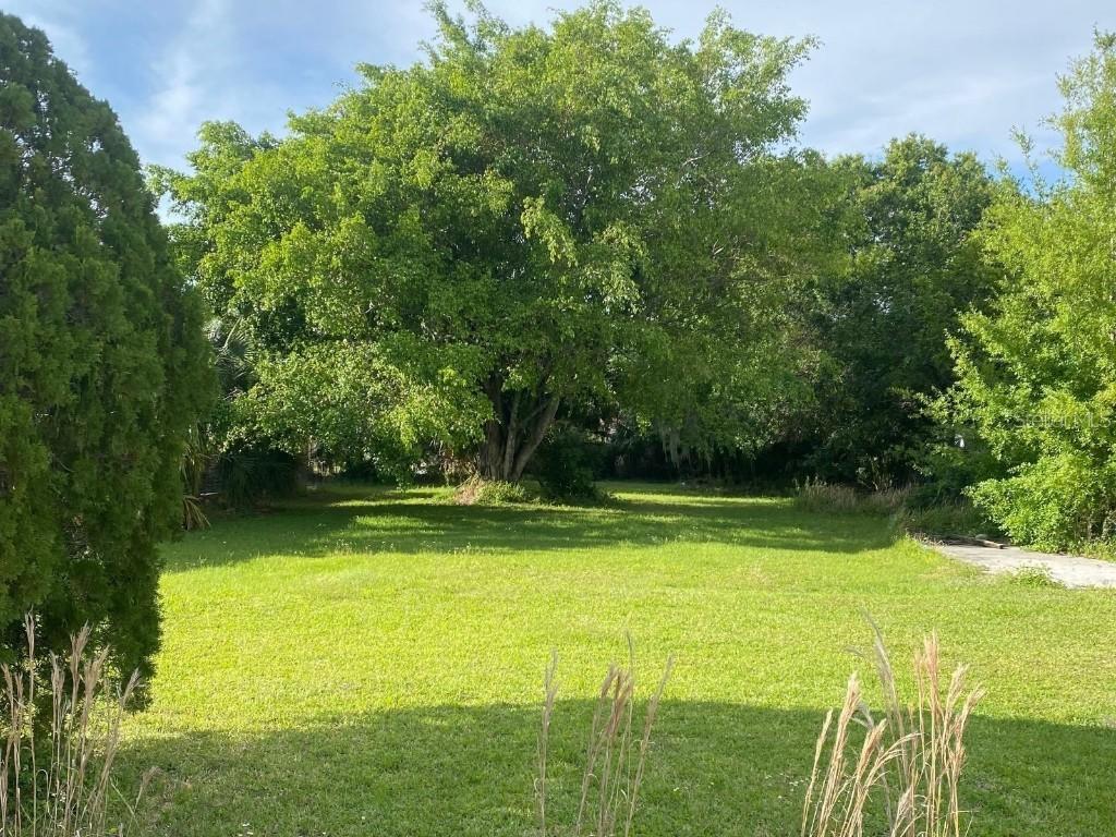 1515 31st Ave., Bradenton, FL 34208