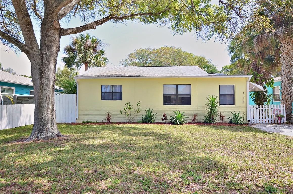 1306 Freemont St., Gulfport, FL 33707