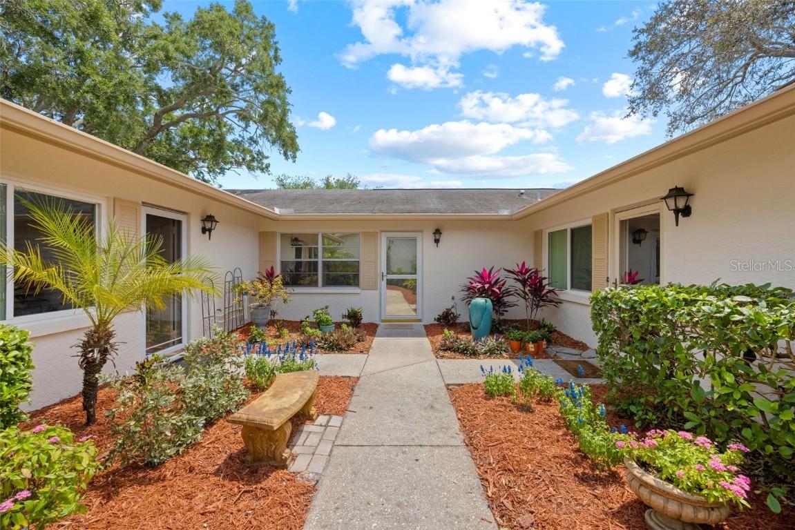 3119 37th Ln. #B, St Petersburg, FL 33711