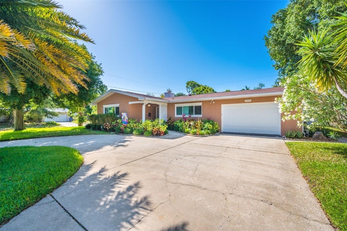 2000 69th Ave., St Petersburg, FL 33712