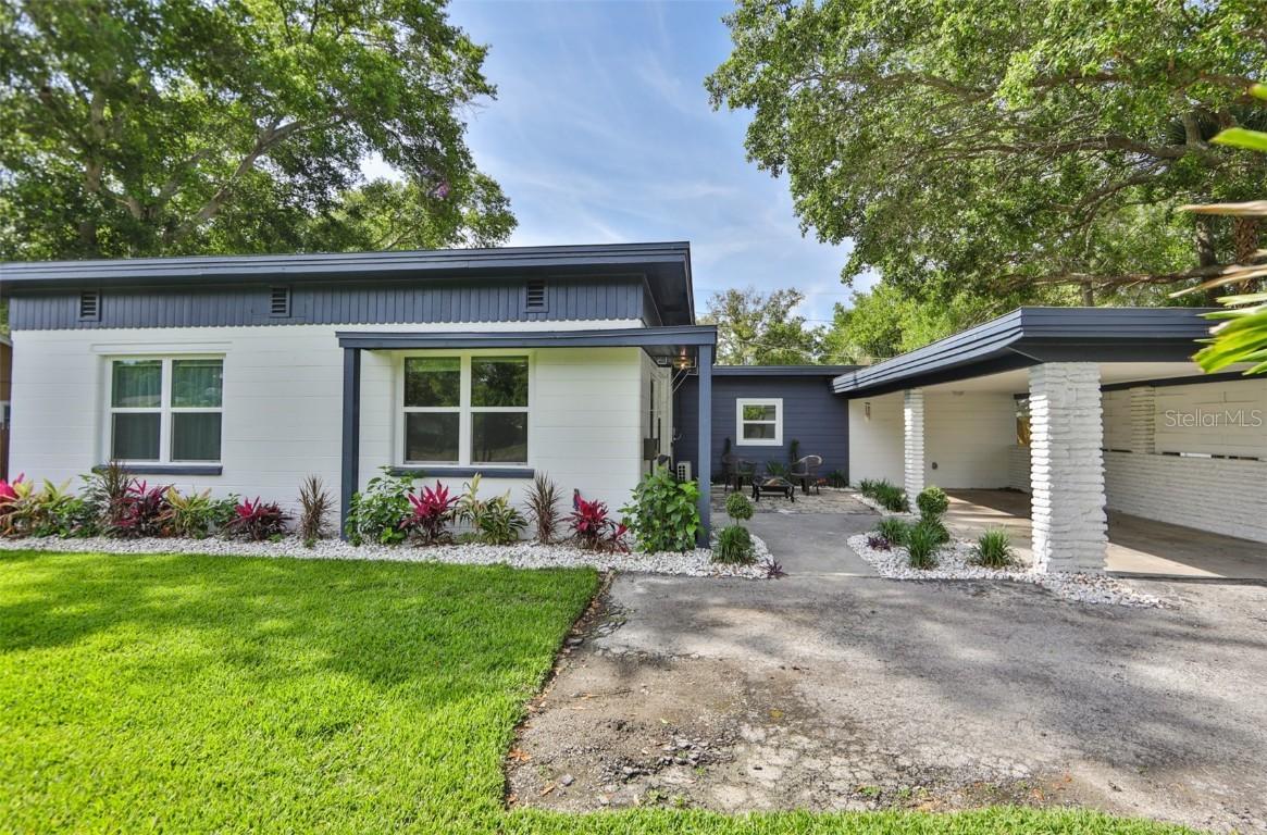 4532 22nd Ave., St Petersburg, FL 33711