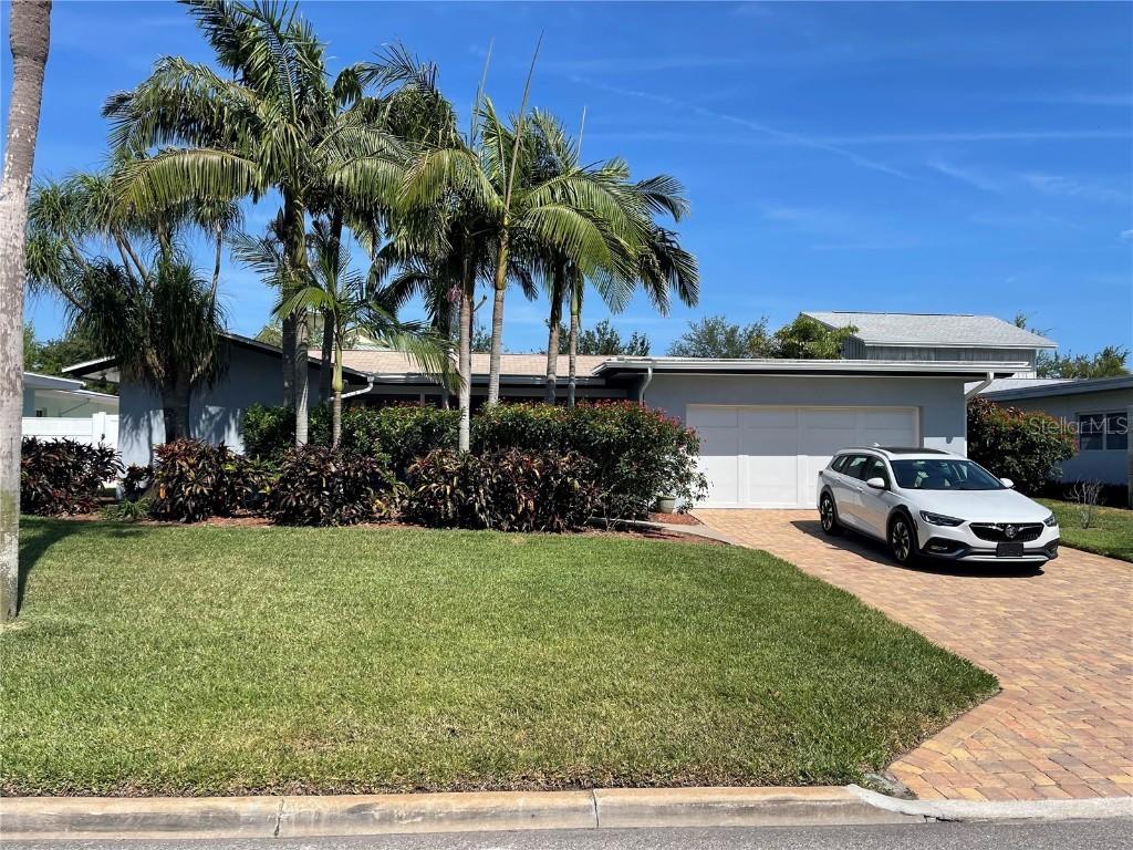 425 3rd Ave., Tierra Verde, FL 33715