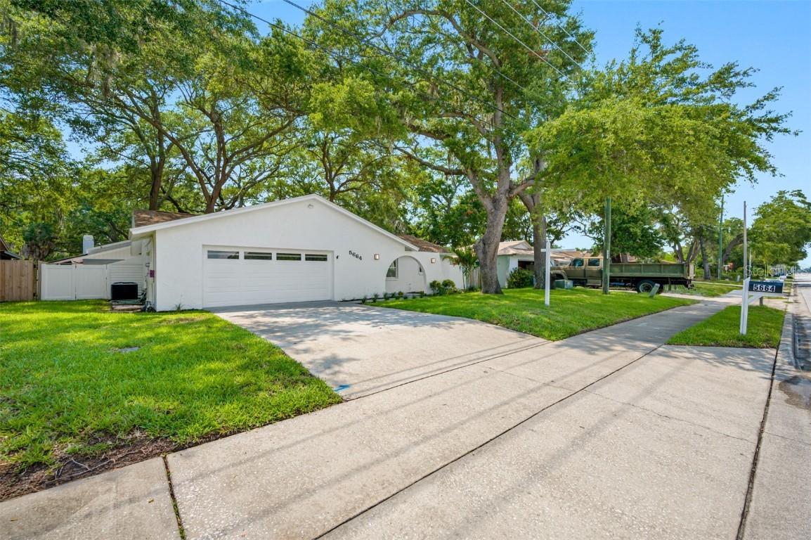 5664 71st St., St Petersburg, FL 33709