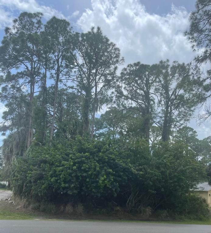 Garlenda Ave., North Port, FL 34286