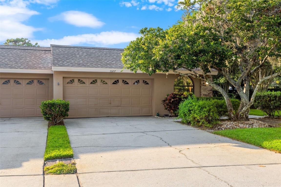 5577 Salem Square Dr., Palm Harbor, FL 34685