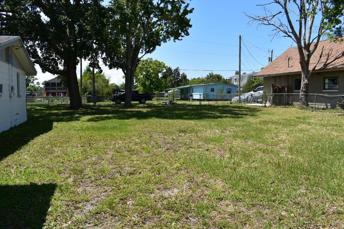 5271 Ray Dr., Weeki Wachee, FL 34607