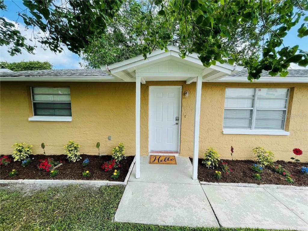 3303 Jackson Dr., Holiday, FL 34691