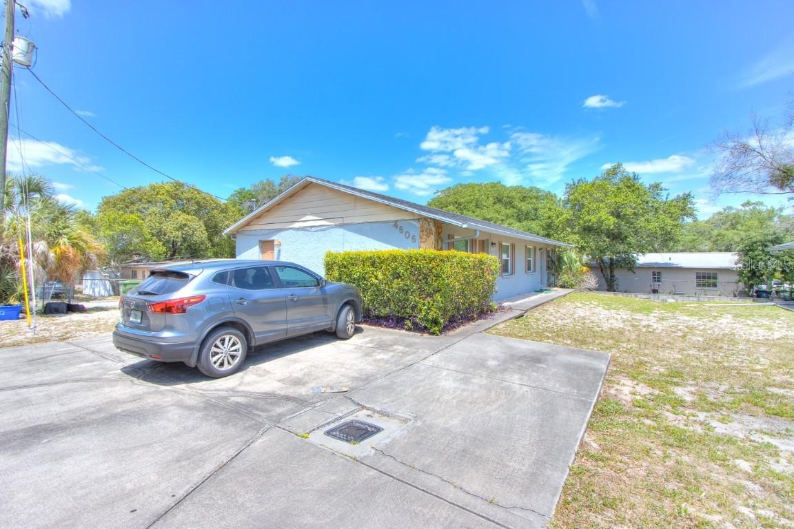 4606 E Mango Ter., Tampa, FL 33617