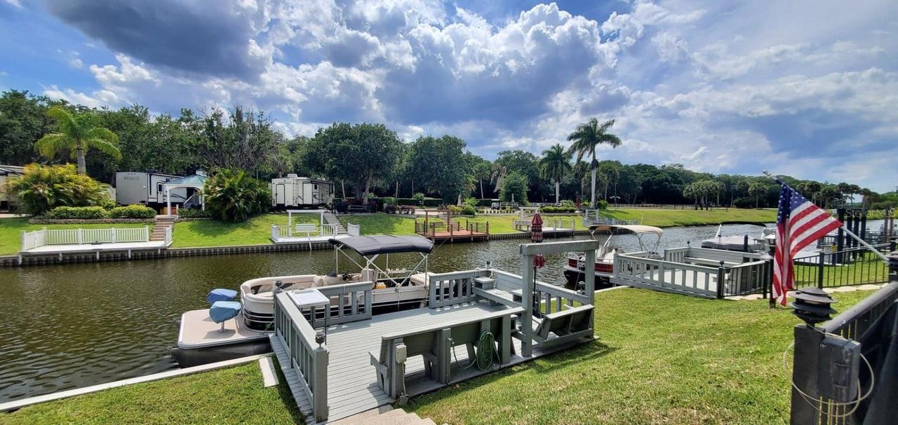 581 Waterway Dr., Lake Wales, FL 33898