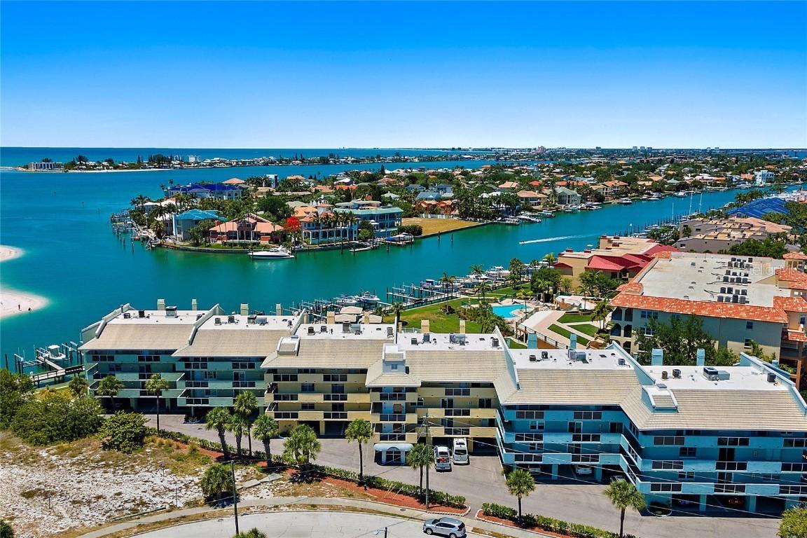 1100 Pinellas Bayway #J3, Tierra Verde, FL 33715