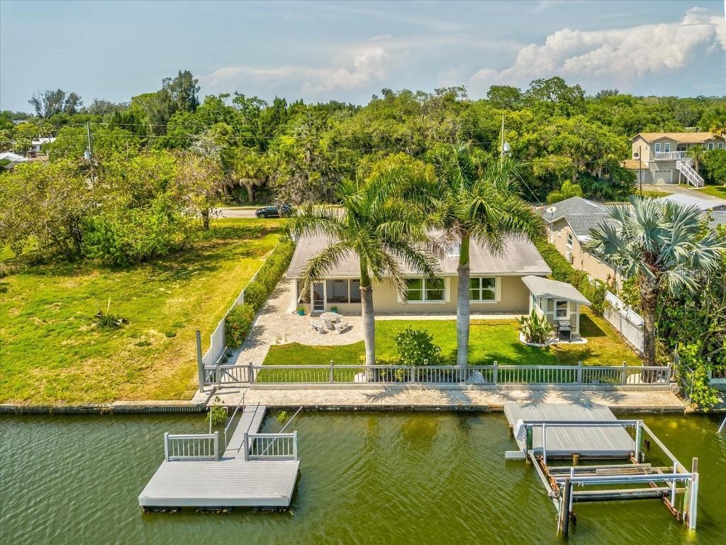 6806 Harbor Dr., Hudson, FL 34667