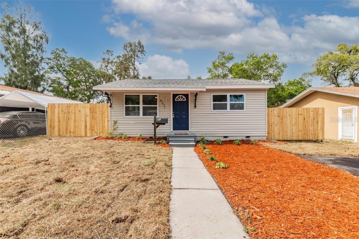4371 18th Ave., St Petersburg, FL 33711