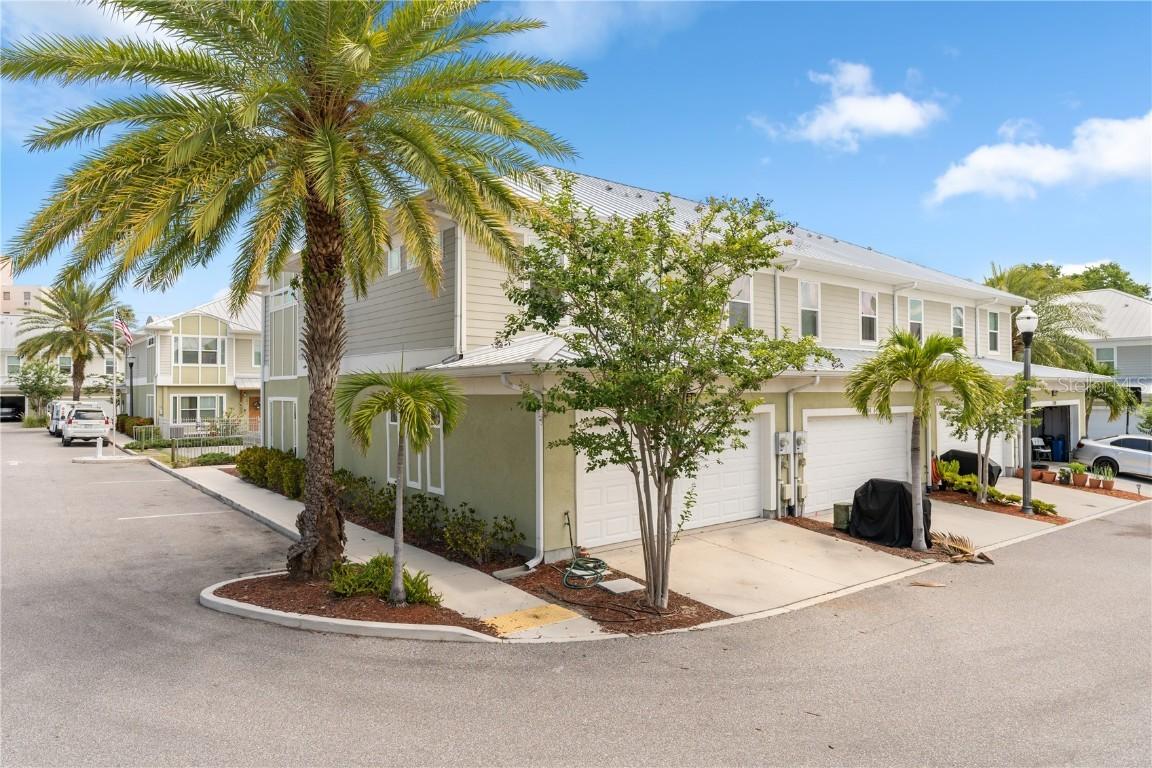 1282 Calusa Cir., Clearwater, FL 33755