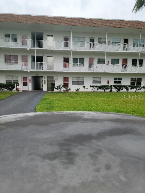 5728 14th Ave. #106B, St Petersburg, FL 33710