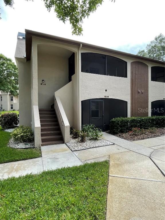 3021 Bonaventure Cir. #102, Palm Harbor, FL 34684