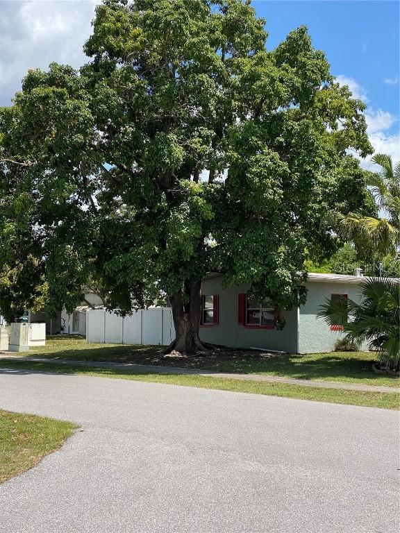 21985 Felton Ave., Port Charlotte, FL 33952