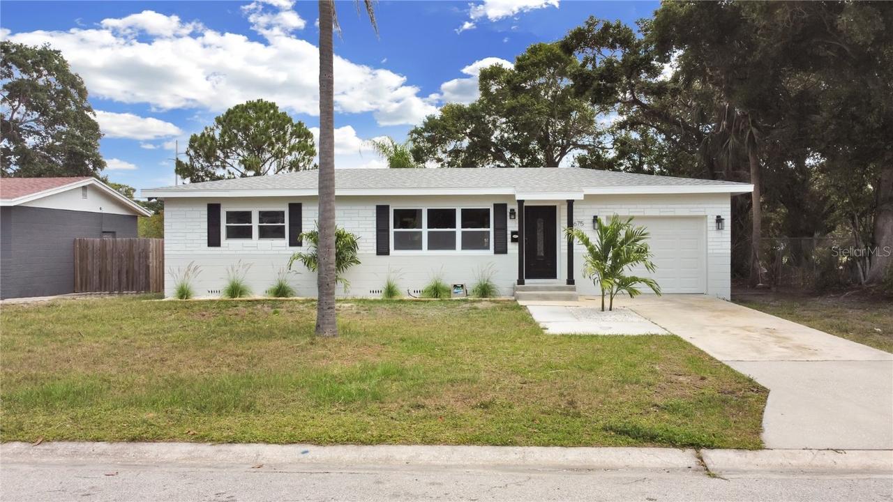 3675 27th Ave., St Petersburg, FL 33711