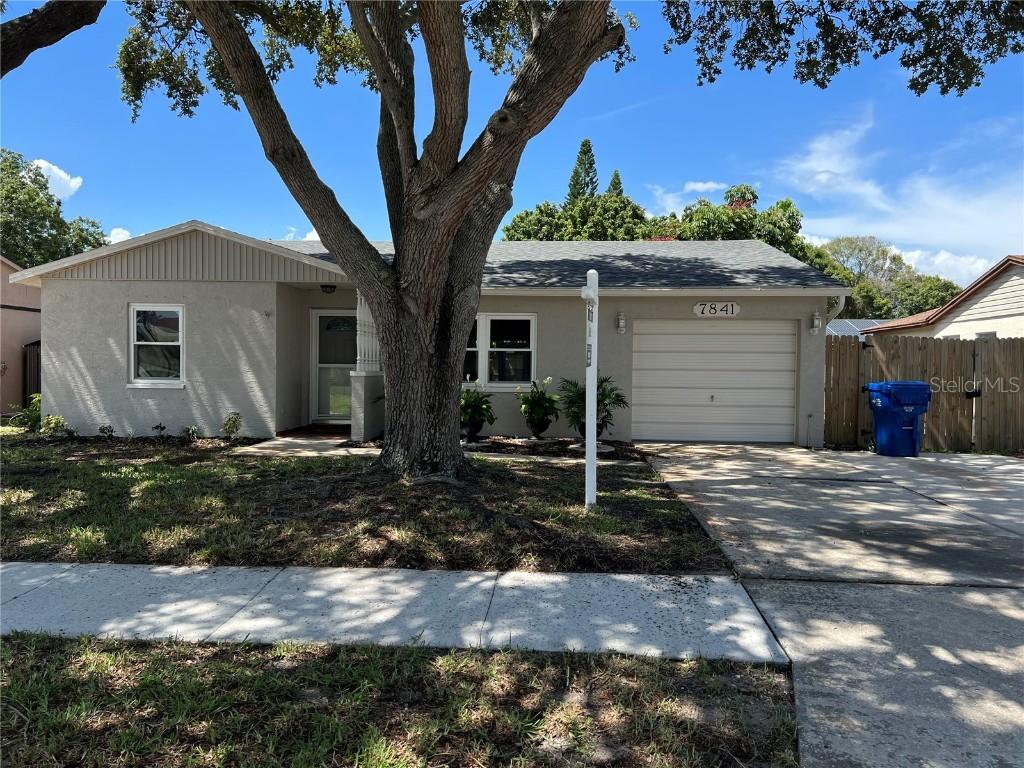 7841 Shadow Run Dr., Largo, FL 33773