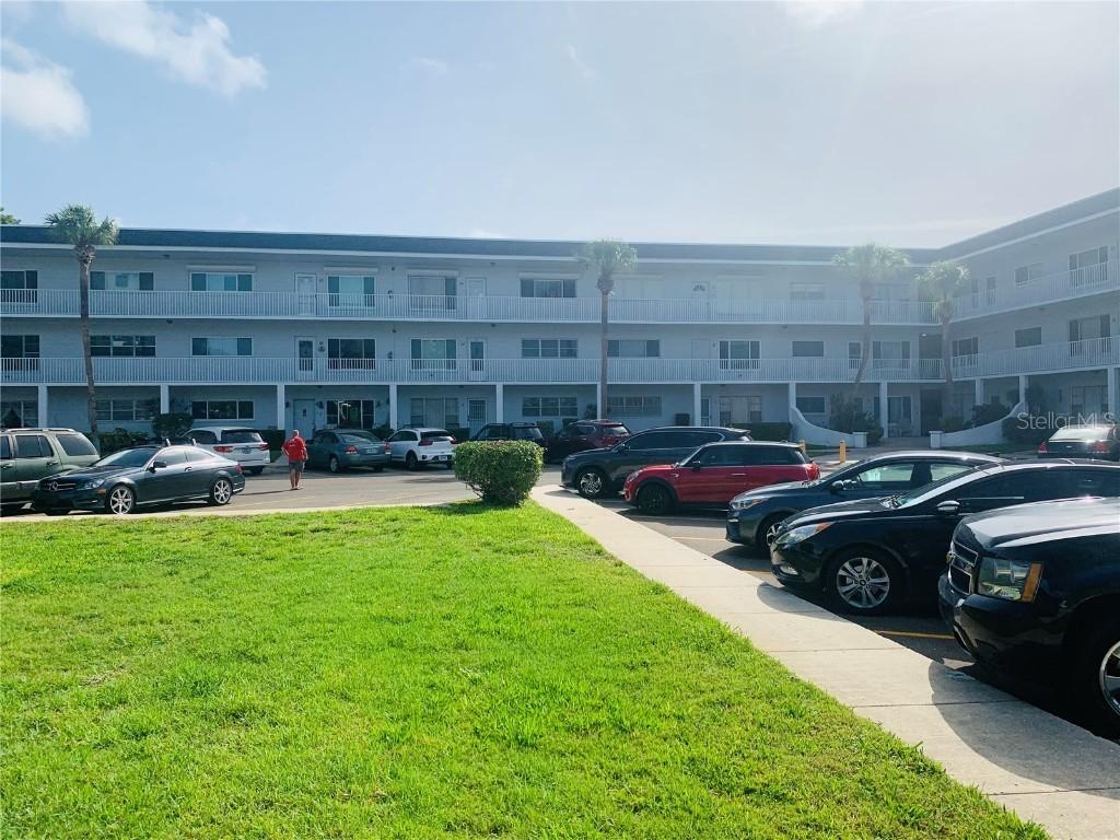 2001 World Parkway Blvd. #5, Clearwater, FL 33763