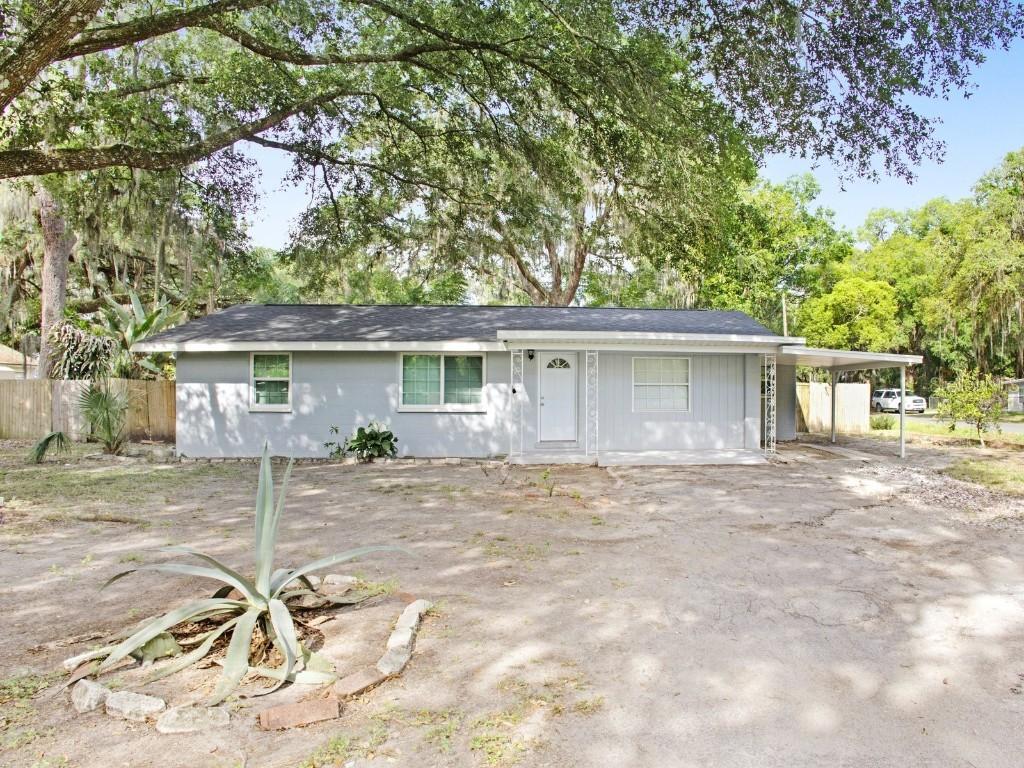 5219 3rd St., Zephyrhills, FL 33542
