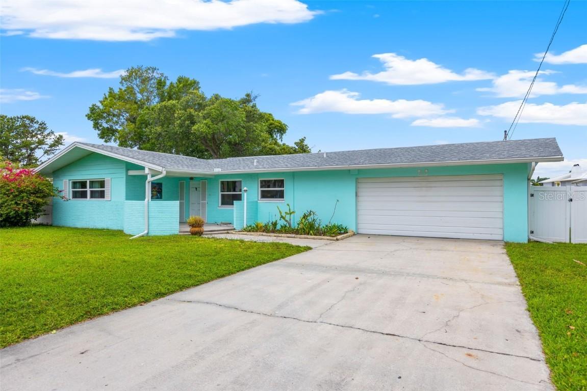 1890 Indian Rocks Rd., Largo, FL 33774