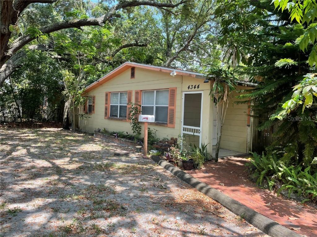 4344 10th Ave., St Petersburg, FL 33711