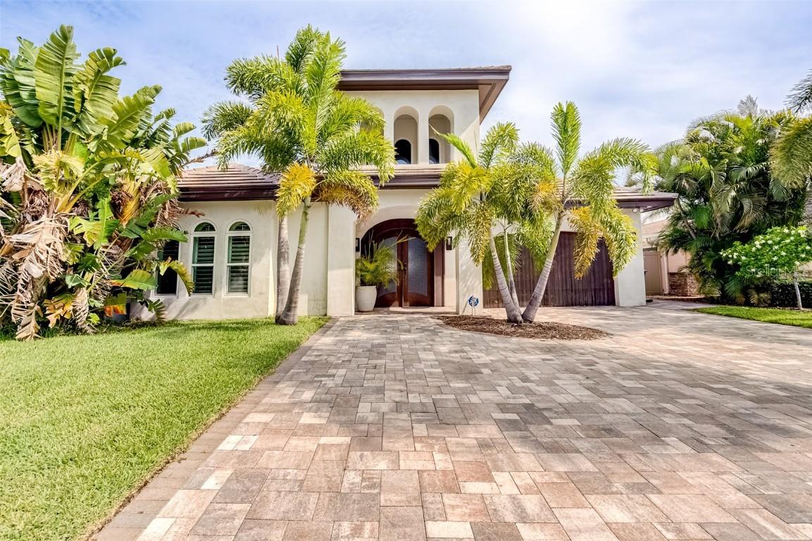 160 Bayside Dr., Clearwater, FL 33767