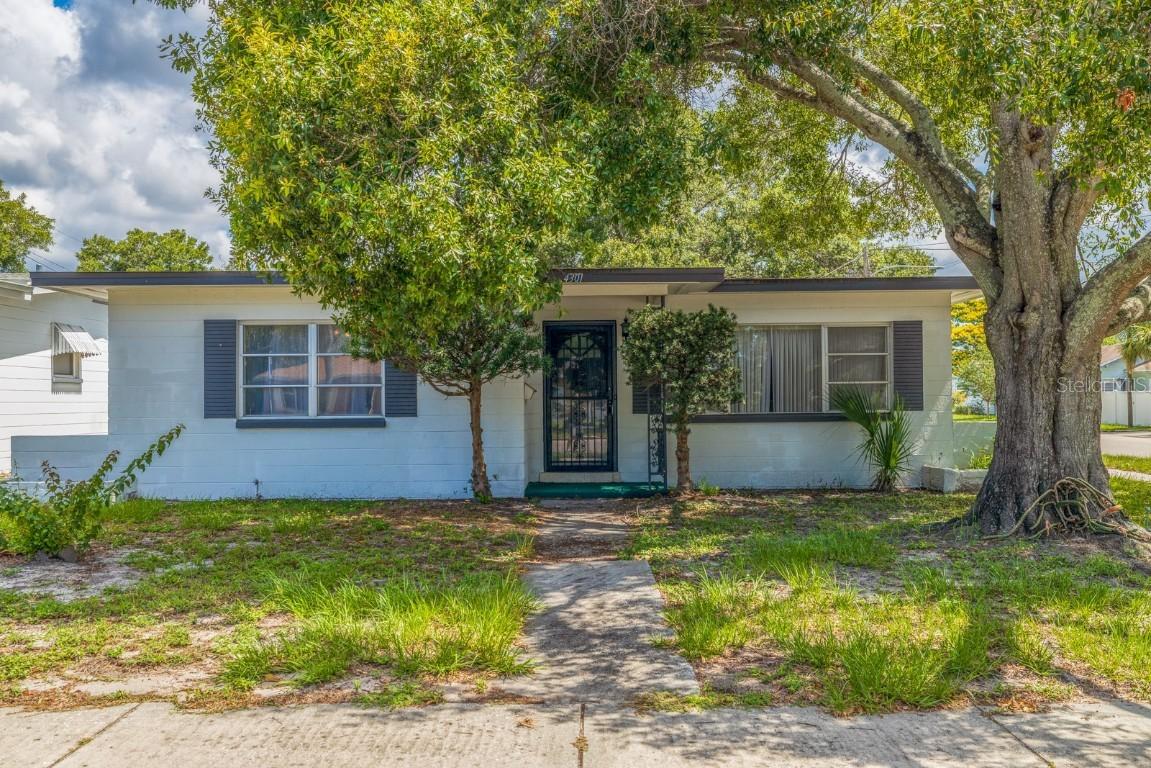 4301 9th Ave., St Petersburg, FL 33713