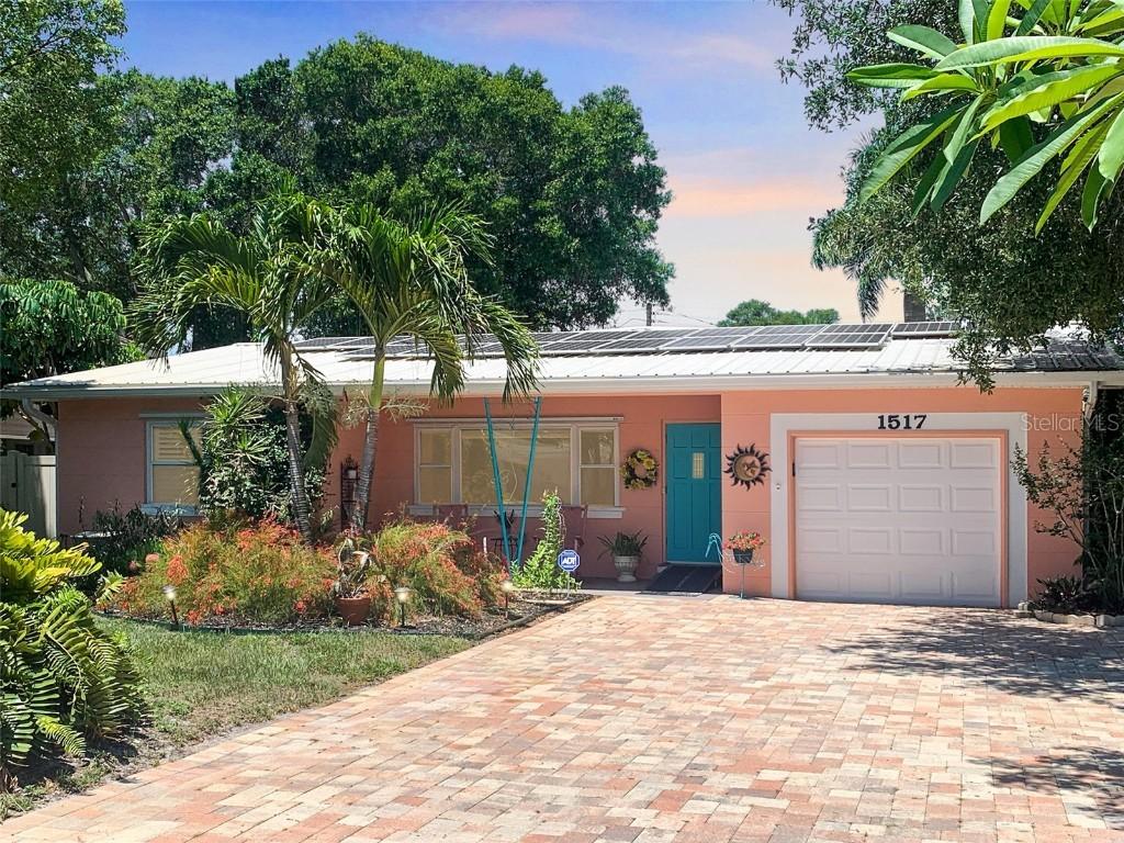 1517 60th St., Gulfport, FL 33707