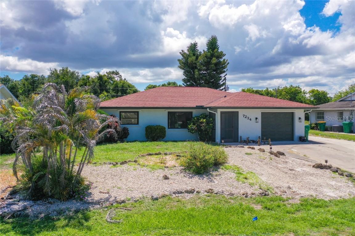 7234 Mamouth St., Englewood, FL 34224