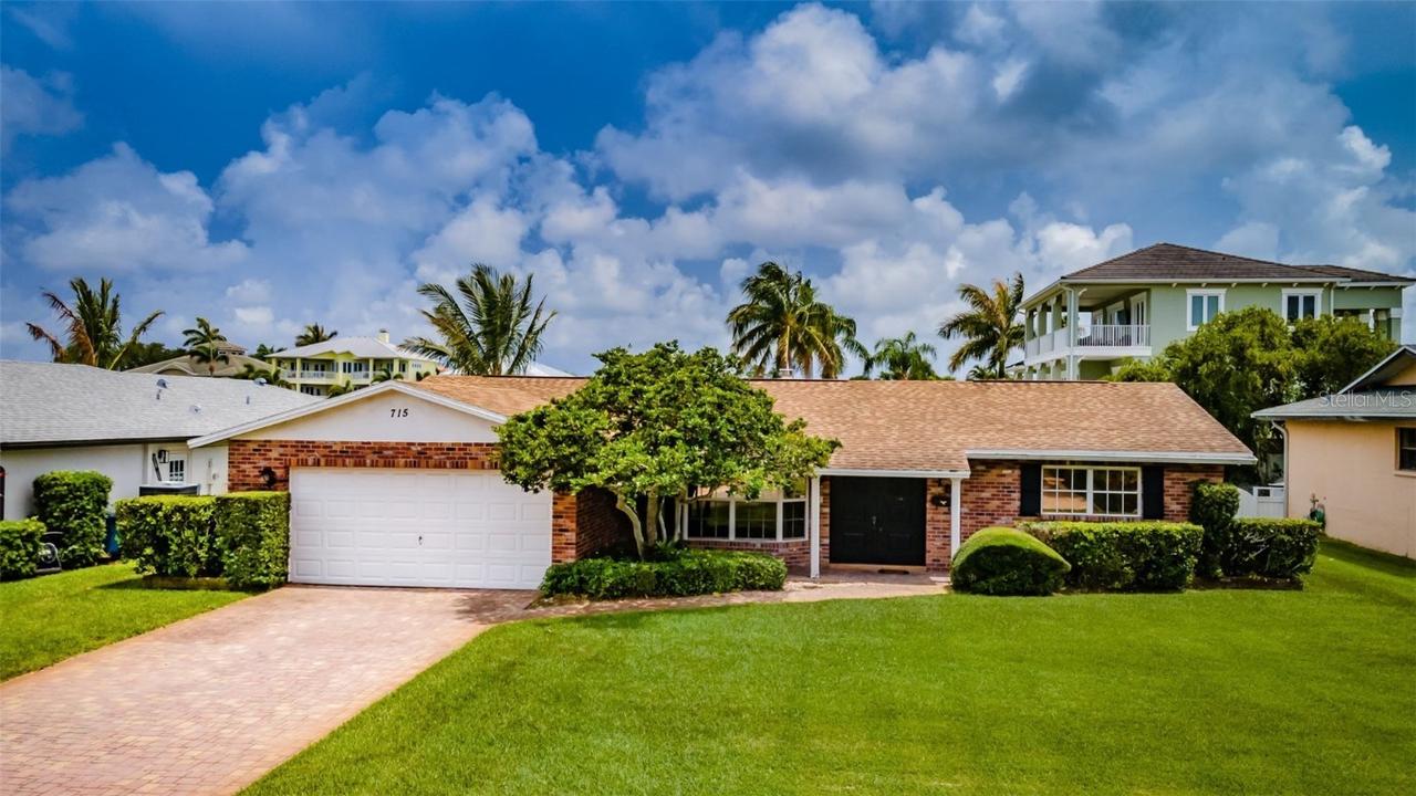 715 126th Ave., Treasure Island, FL 33706