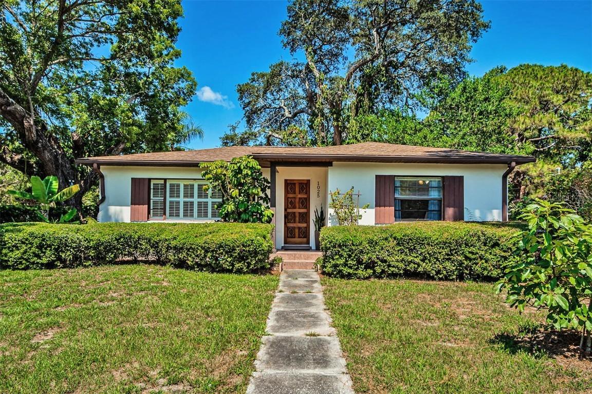 1025 Hull St., Gulfport, FL 33707