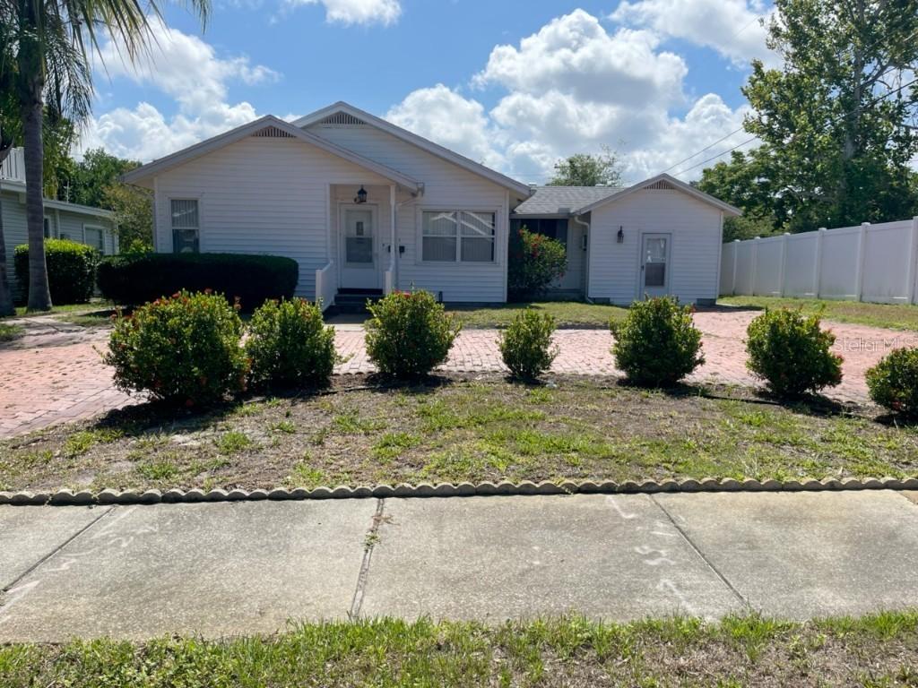 415 N Lincoln Ave., Clearwater, FL 33755