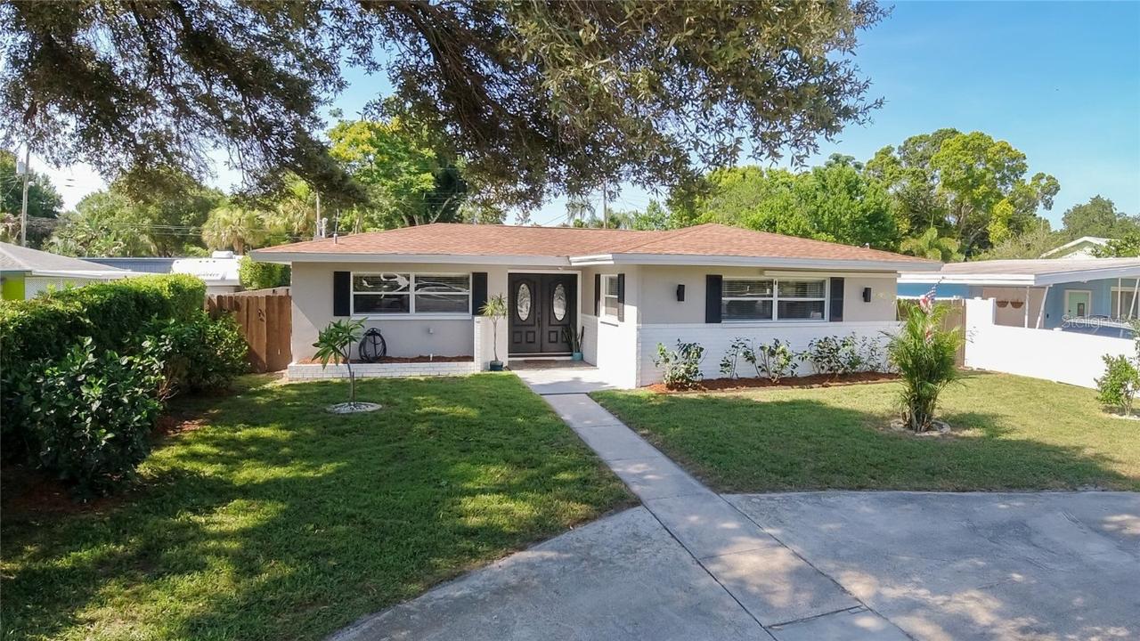 6138 8th Ave., Gulfport, FL 33707