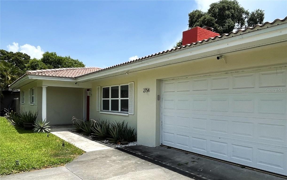 2754 Renatta Dr., Belleair Bluffs, FL 33770
